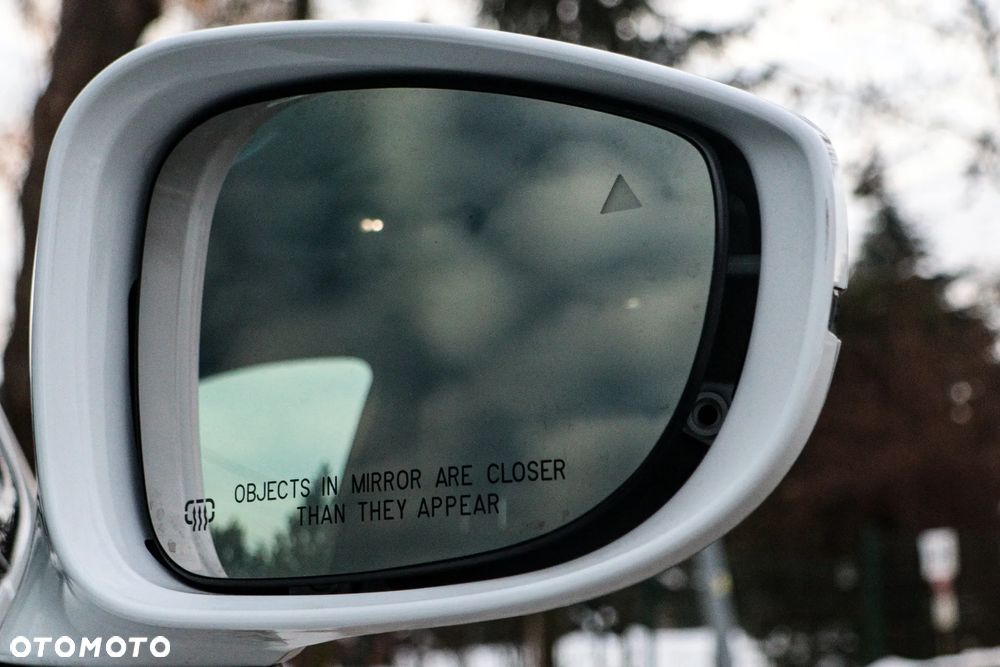 Chrysler Pacifica - 25