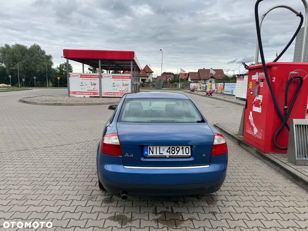 Audi A4 Limousine - 32
