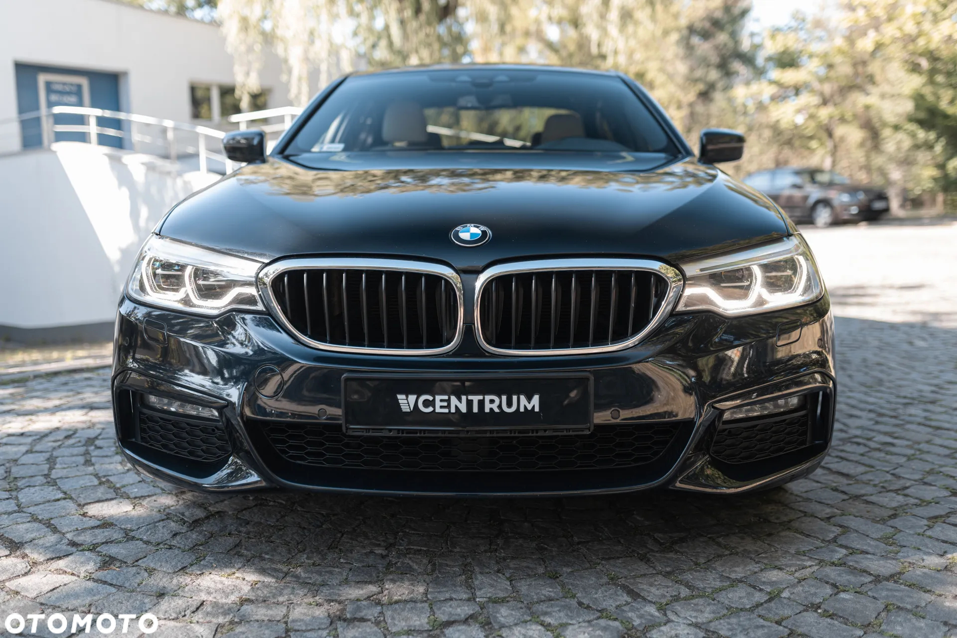 BMW Seria 5 520d xDrive Sport - 4