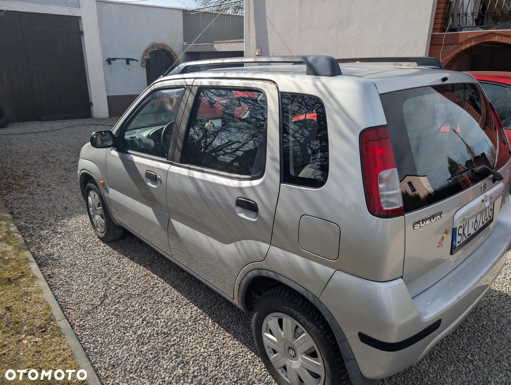 Suzuki Ignis - 11