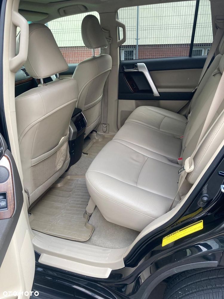 Toyota Land Cruiser LC 3.0 D-4D X - 24