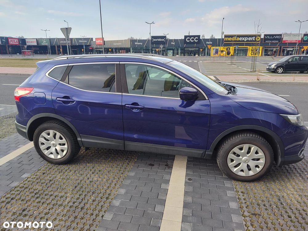 Nissan Qashqai 1.2 DIG-T N-Connecta - 2