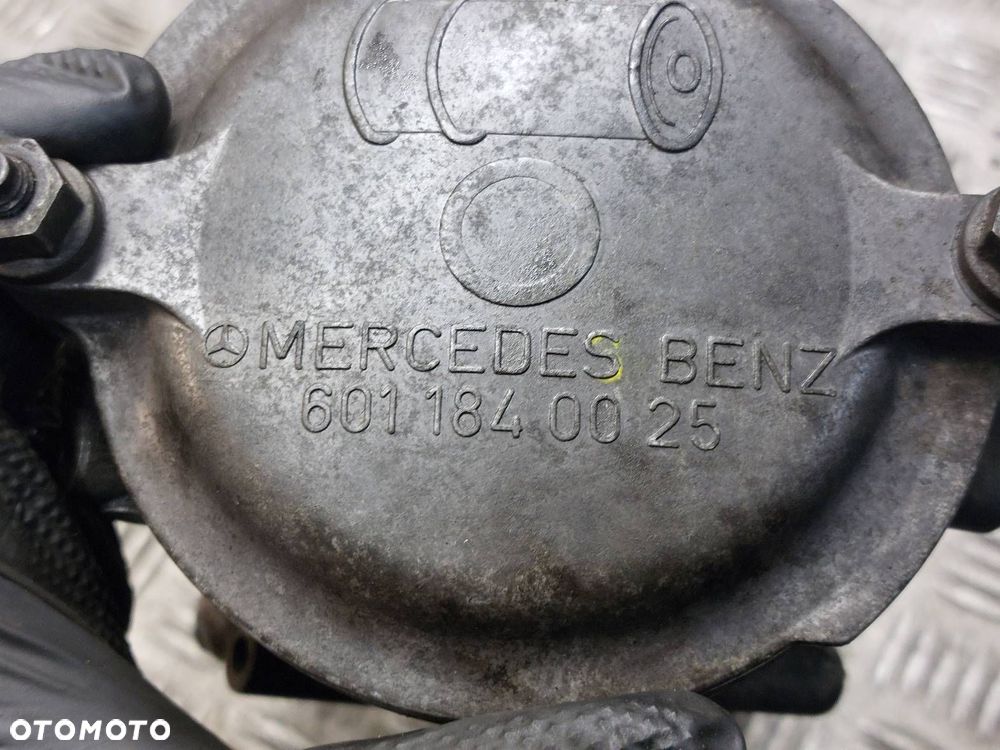 OBUDOWA PODSTAWA FILTRA OLEJU MERCEDES-BENZ W201 190 2.0 D 6011840602 - 5