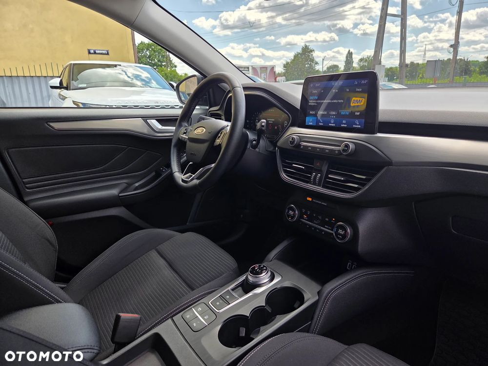 Ford Focus 1.5 EcoBoost Titanium - 13