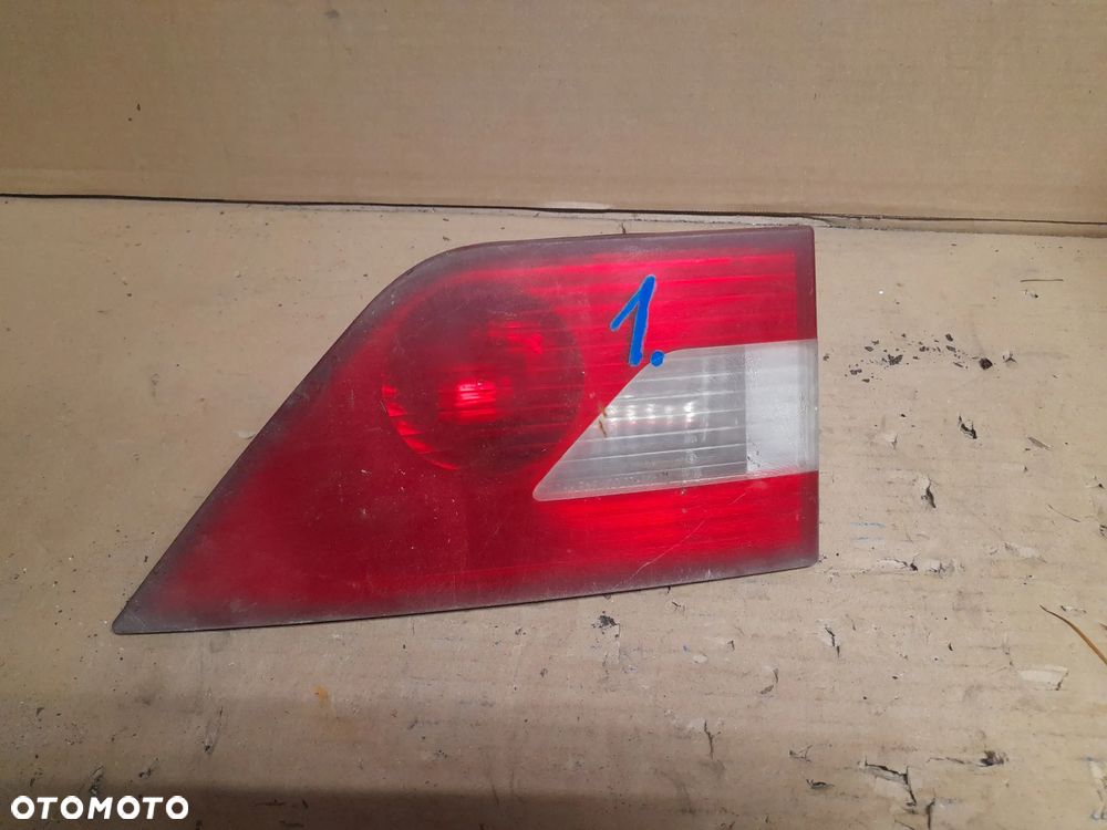 BMW X3 E83 05r lampa lewa tyl w klape 3418443 - 1