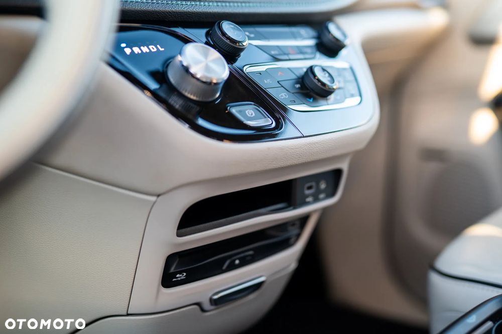 Chrysler Pacifica - 20