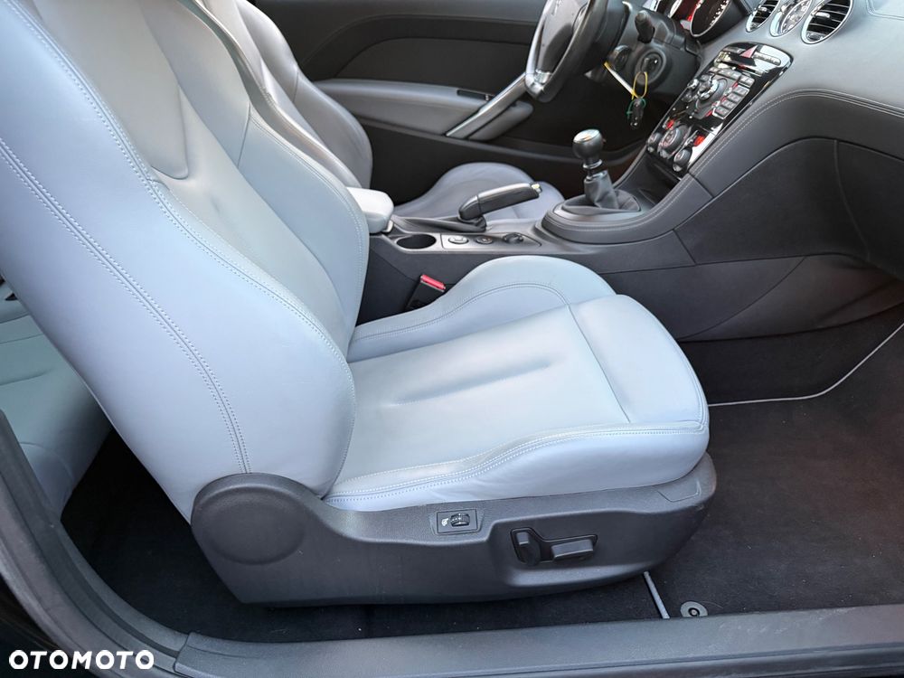 Peugeot RCZ 2.0 HDi - 21