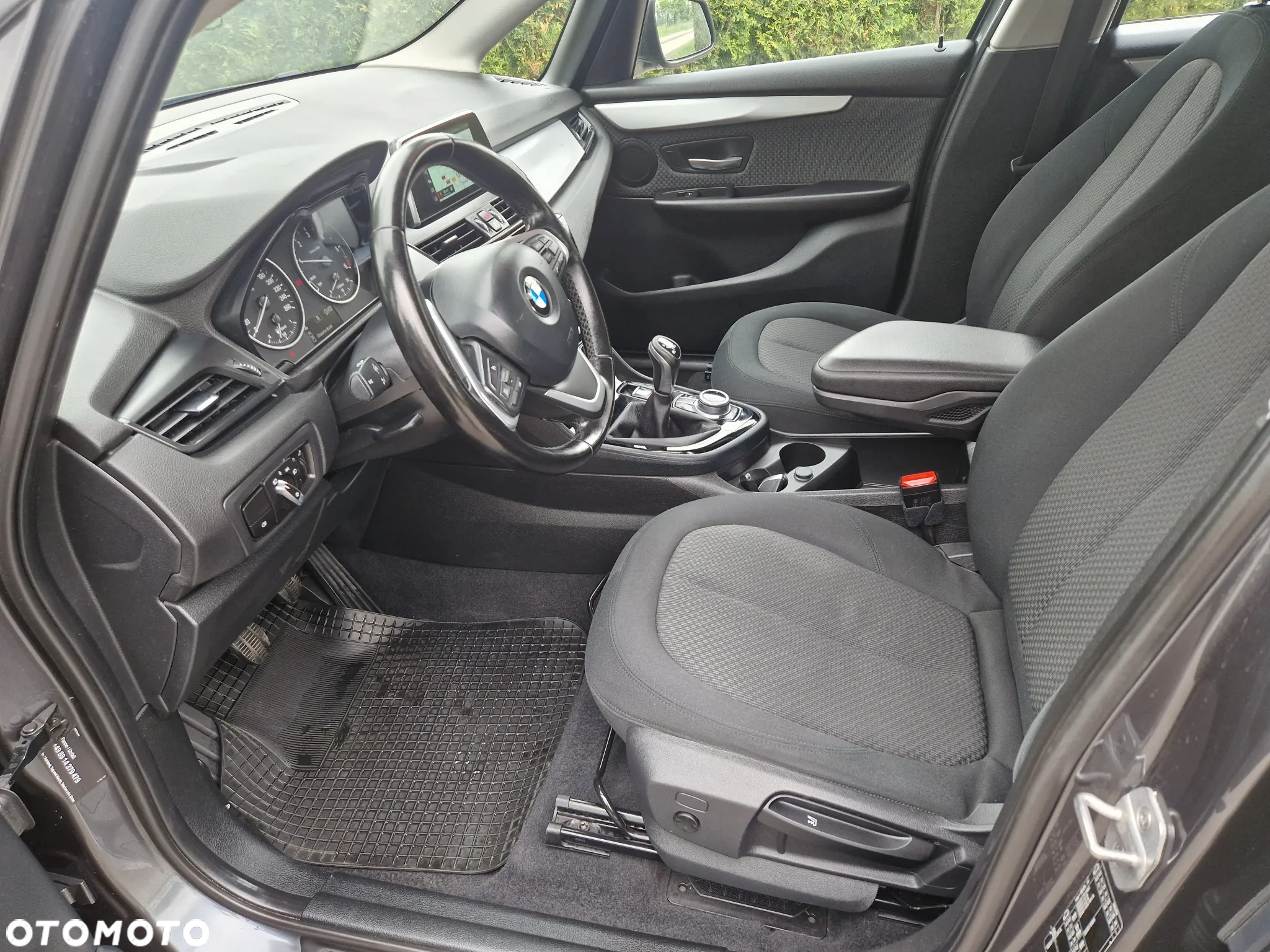 BMW Seria 2 216d Gran Tourer Luxury Line - 11