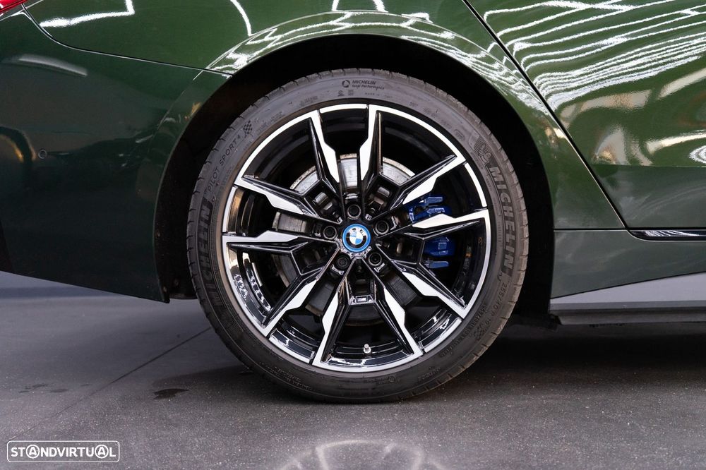 BMW i4 M50 Gran Coupe - 13