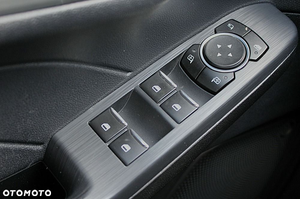 Ford Kuga 2.5 Duratec FHEV TITANIUM - 20