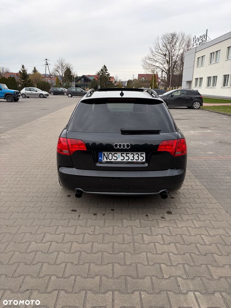 Audi A4 Avant 2.0 T FSI quattro - 14