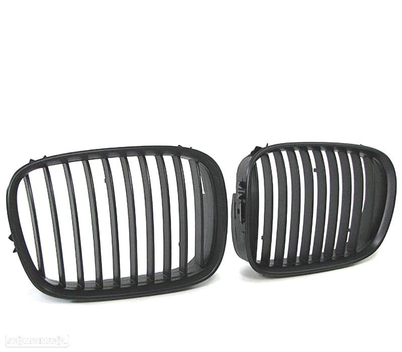 GRELHAS FRONTAIS BMW E39 95-03 LOOK PRETO MATE - 2
