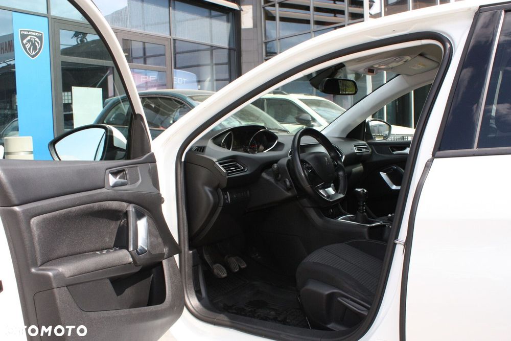 Peugeot 308 1.2 PureTech GPF Active S&S - 10