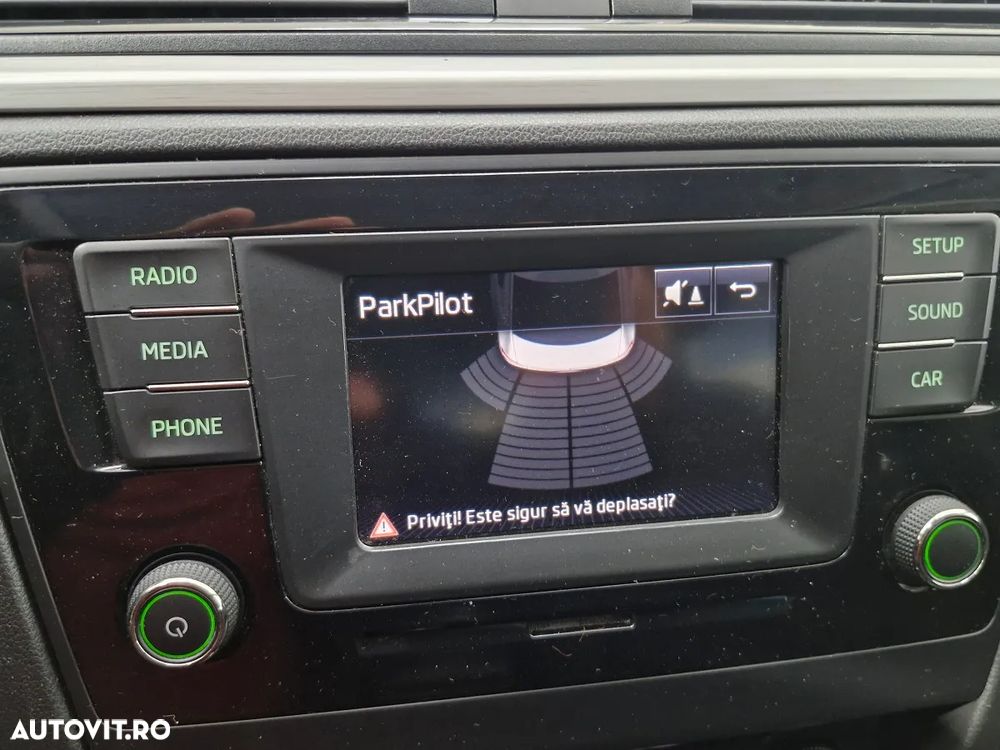 Skoda RAPID 1.2 TSI Ambition - 19