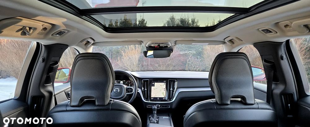 Volvo V60 Cross Country D4 AWD Geartronic Pro - 35