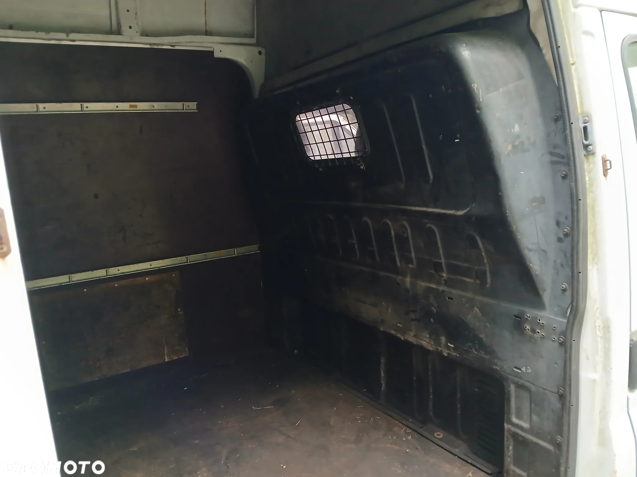 Ford Transit - 11