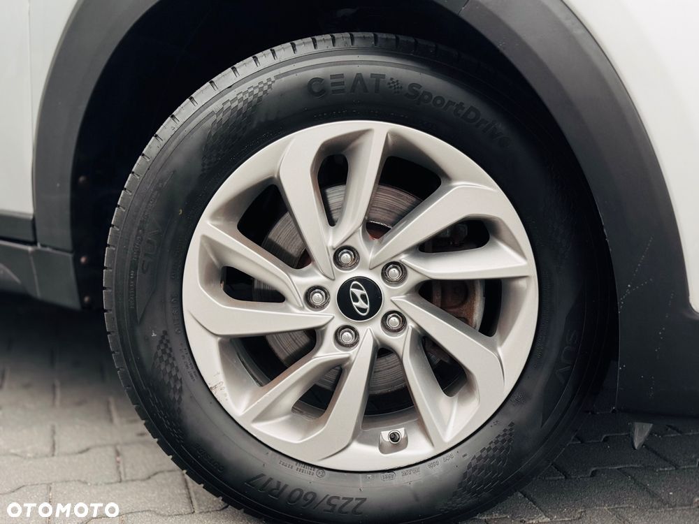 Hyundai Tucson blue 1.7 CRDi 2WD Advantage - 12