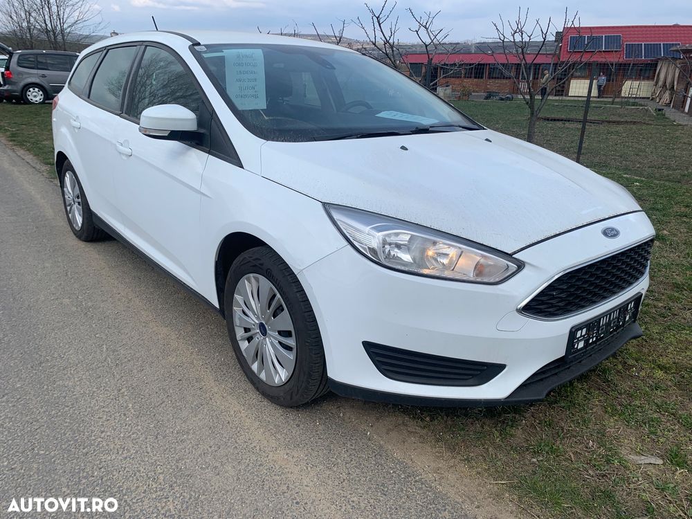 Ford Focus - 8