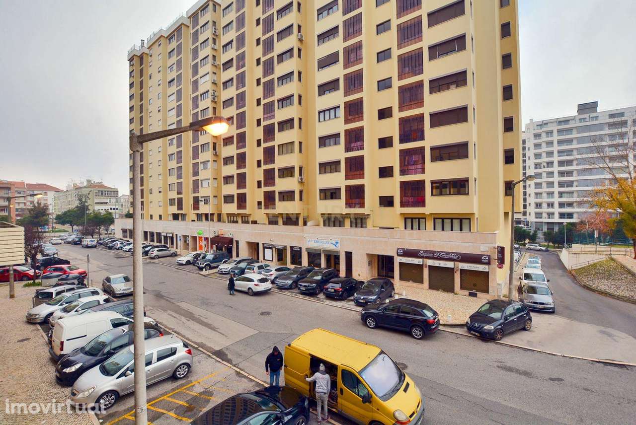 Loja Quinta do Patrimonio/Sacavem - Grande imagem: 3/13