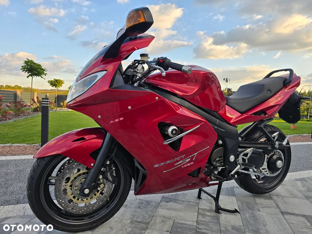 Triumph Sprint - 4