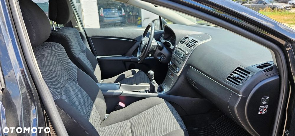 Toyota Avensis 1.8 Edition - 23