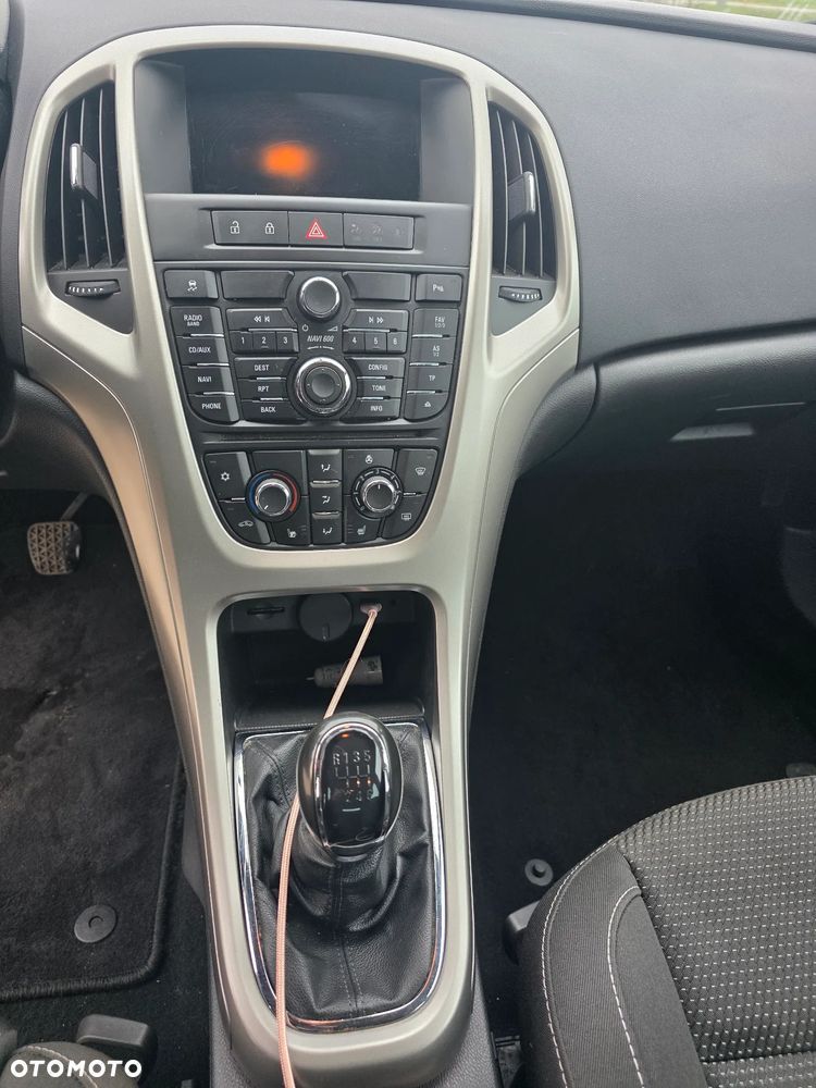Opel Astra 2.0 CDTI DPF Design Edition - 2