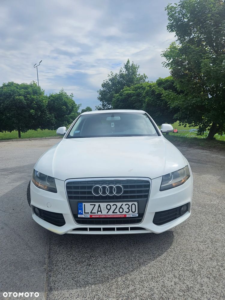 Audi A4 Limousine - 2