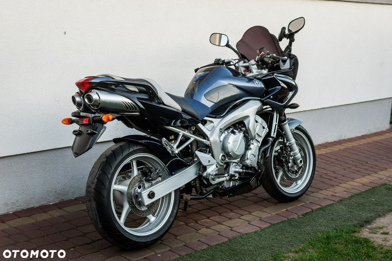 Yamaha FZ - 3