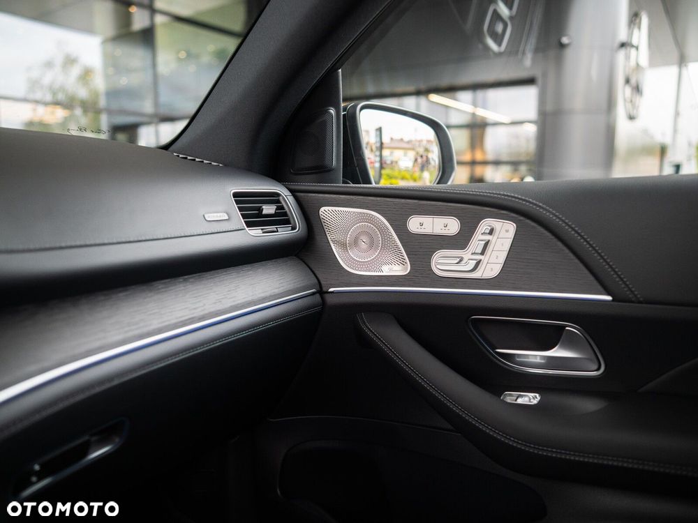 Mercedes-Benz GLE - 26