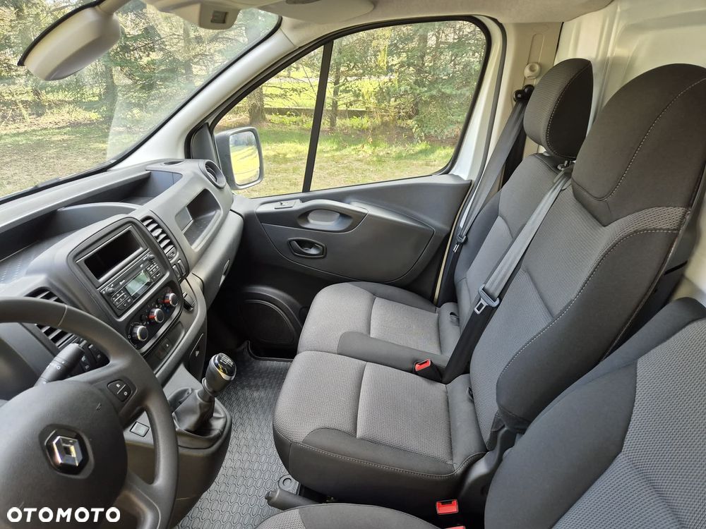 Renault Trafic - 19