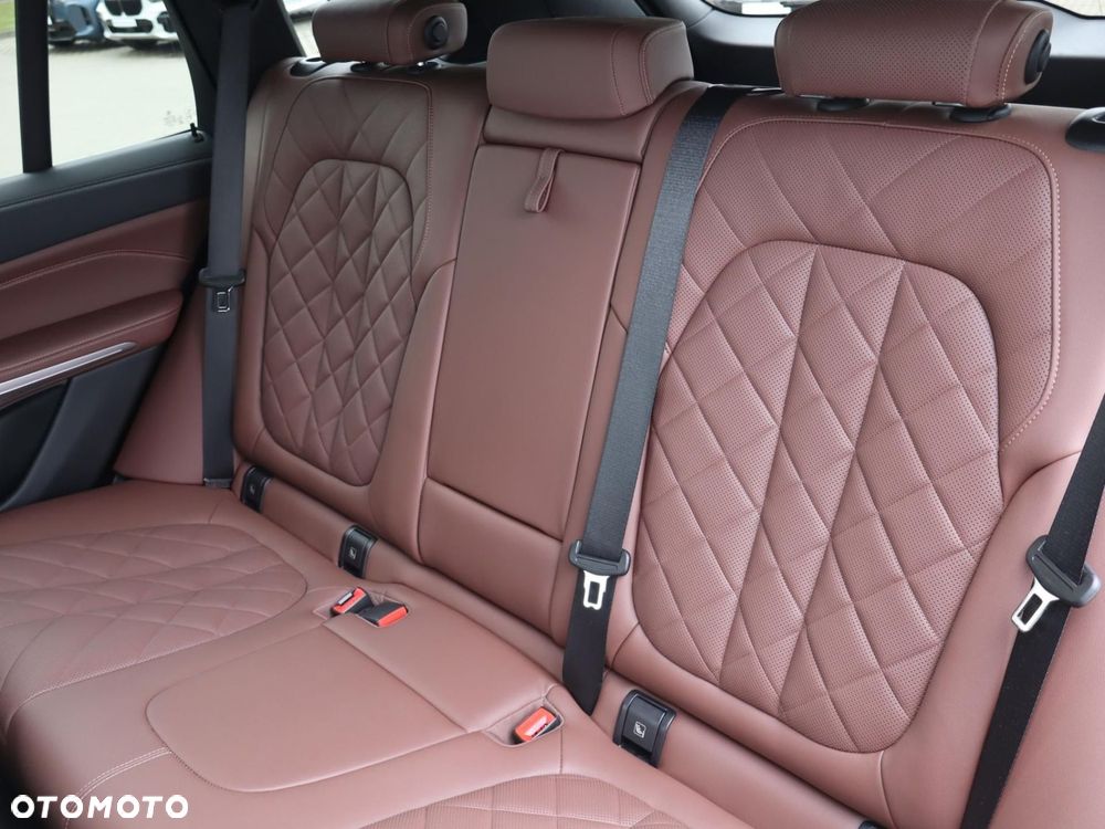 BMW X5 xDrive25d - 9