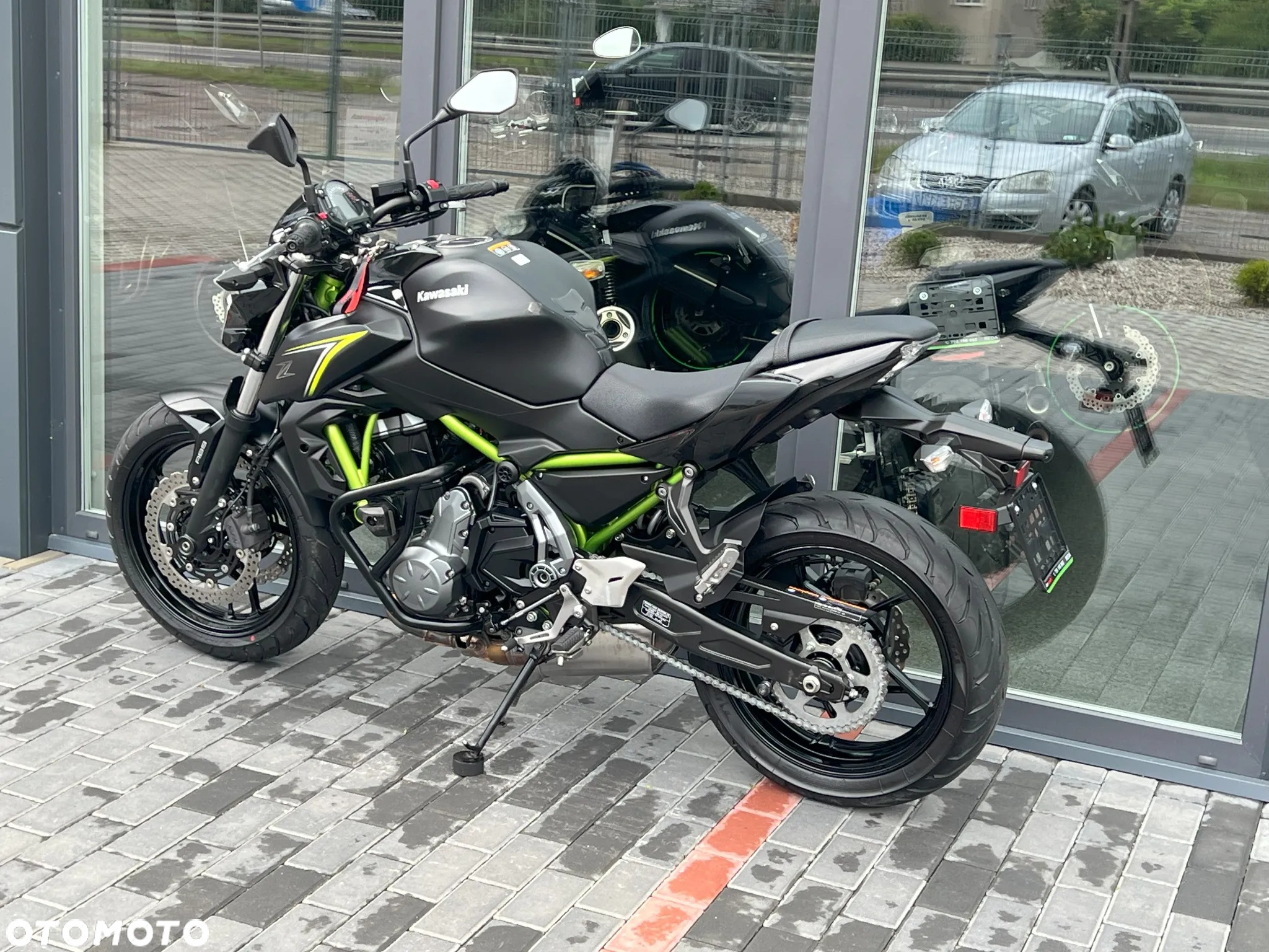 Kawasaki Z 650 - 6
