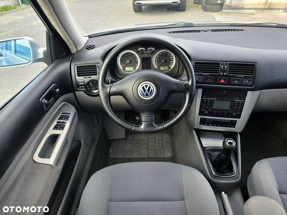 Volkswagen Bora - 15