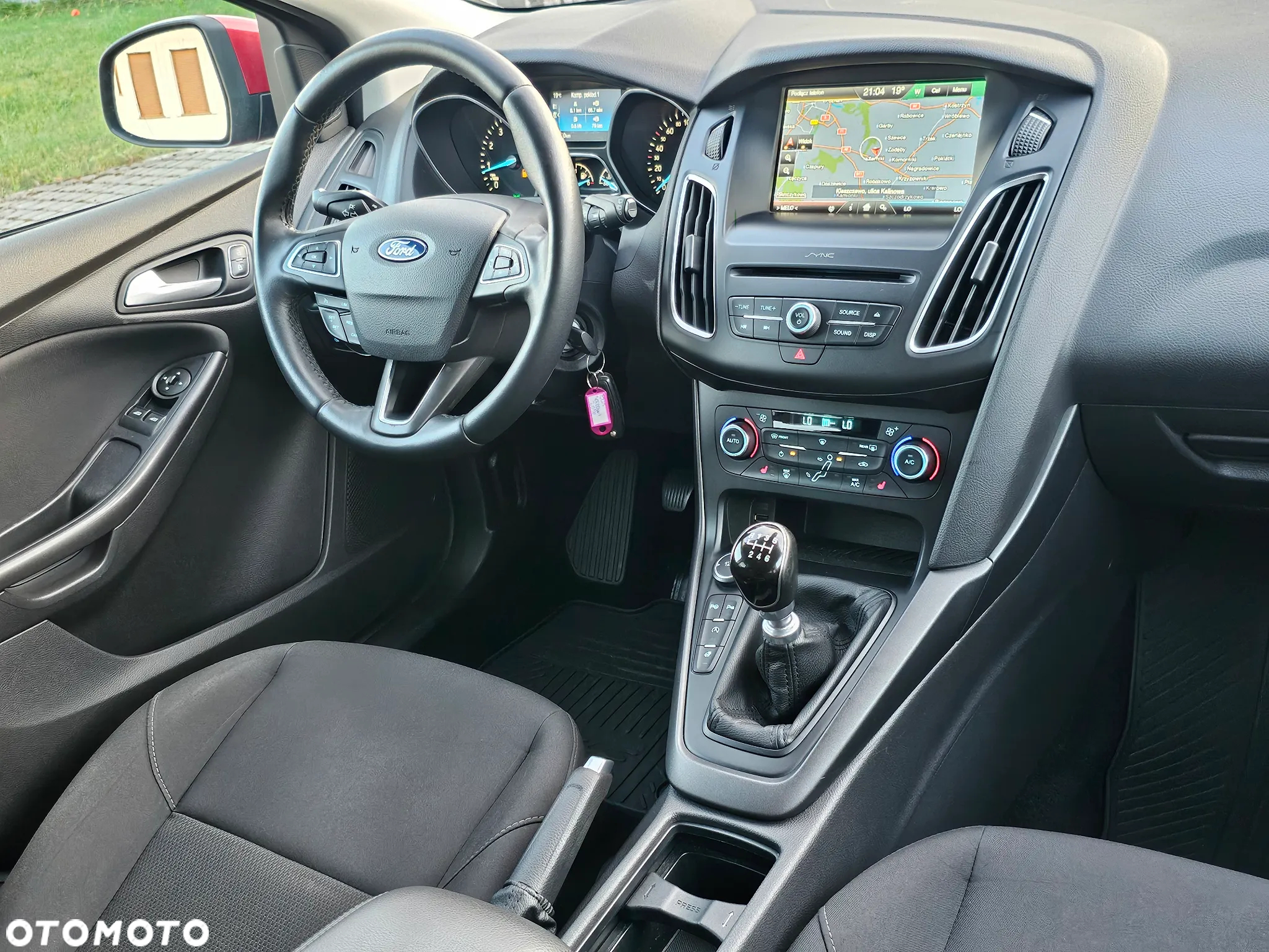 Ford Focus Turnier 1.0 EcoBoost Start-Stopp-System ACTIVE X - 27