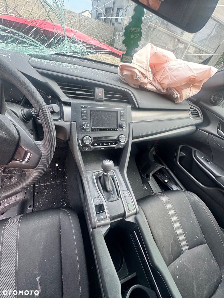 Honda Civic 1.0 i-VTEC Turbo Dynamic Limited Edition - 18