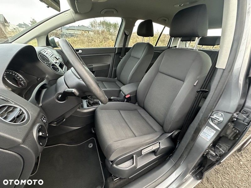 Volkswagen Golf Plus - 12