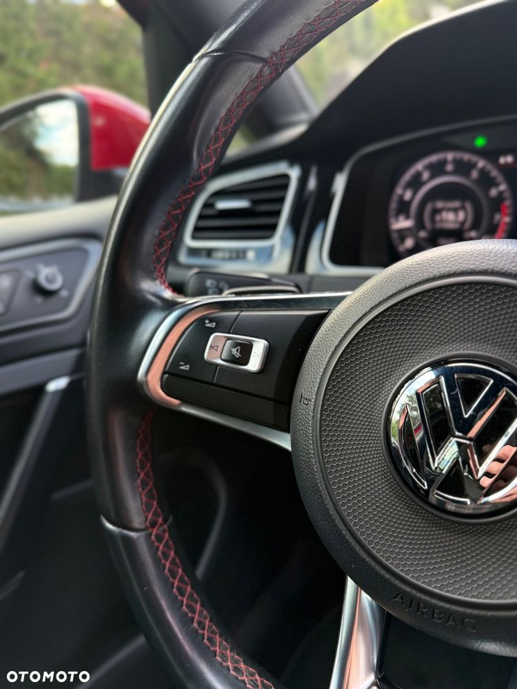Volkswagen Golf GTI (BlueMotion Technology) DSG - 13