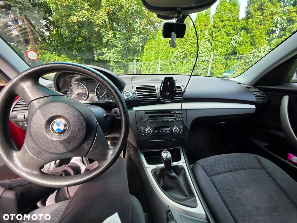 BMW Seria 1 116i - 10