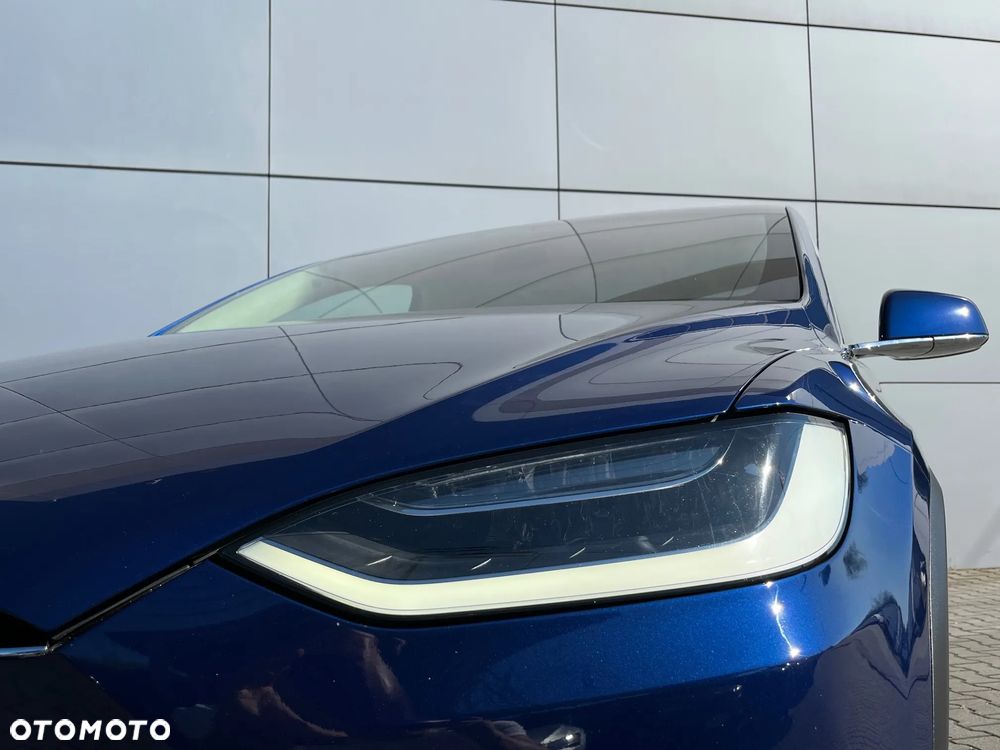 Tesla Model X Long Range Plus - 6