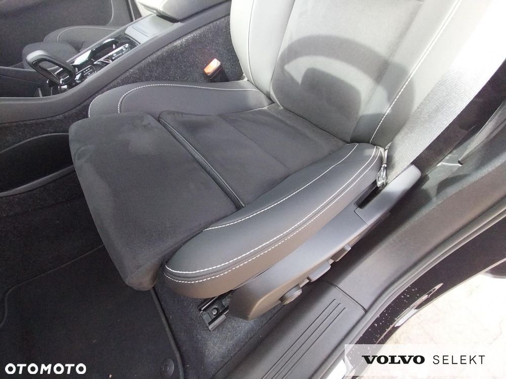 Volvo XC 40 - 12