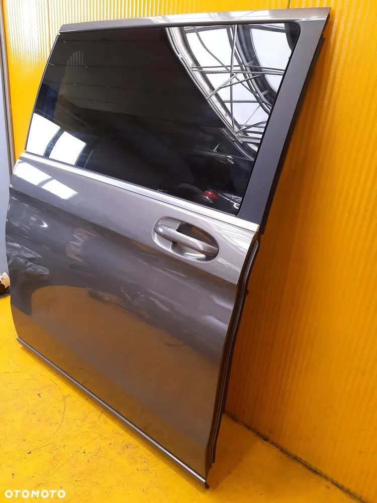 Mercedes-Benz V Class W447 DRZWI PRZESUWNE PRAWE 9963 - 5
