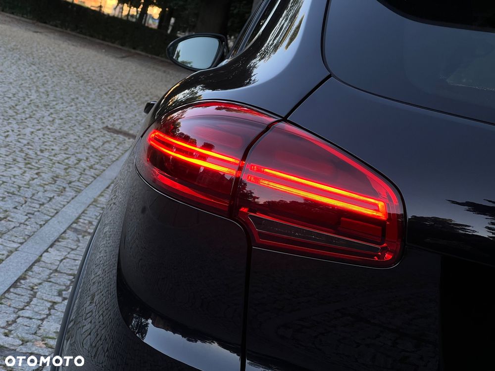 Porsche Cayenne S Diesel - 22