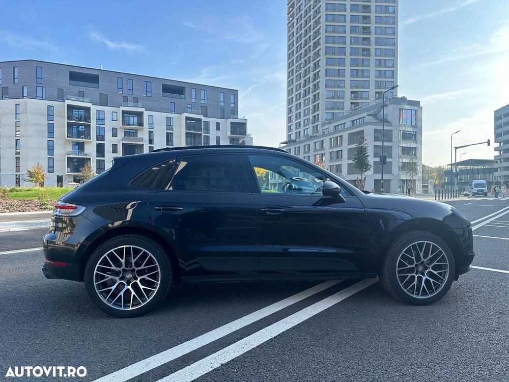 Porsche Macan Standard - 8