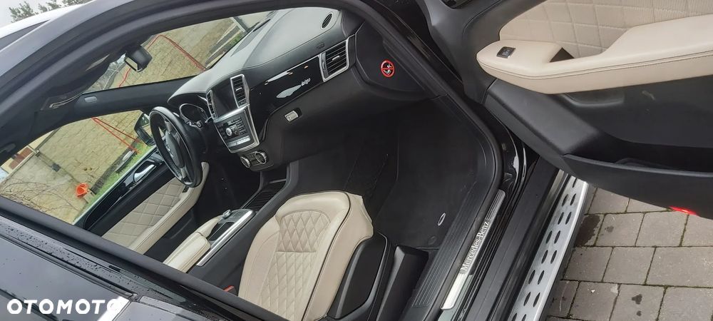 Mercedes-Benz GL - 9