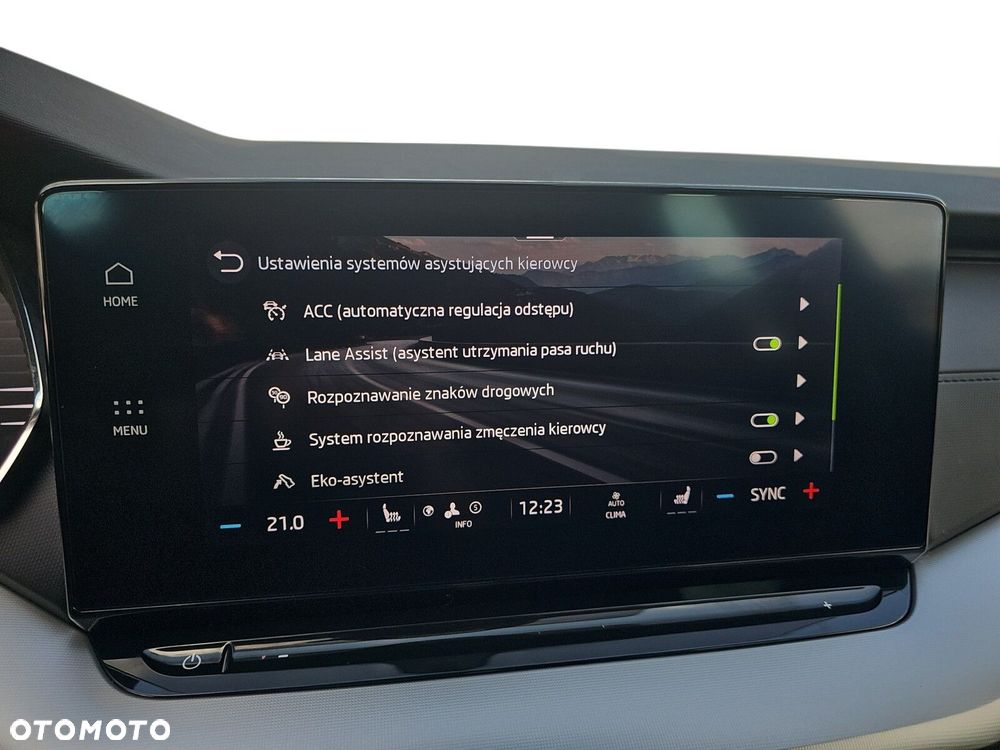 Skoda Octavia 2.0 TDI Ambition DSG - 29