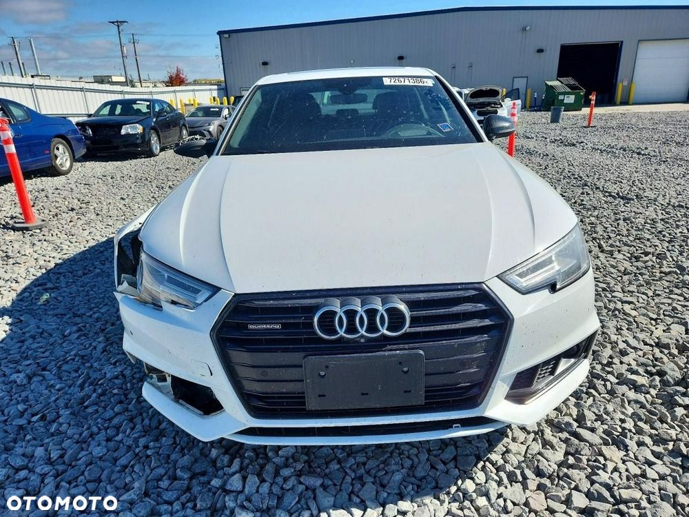 Audi A4 2018 photo 2