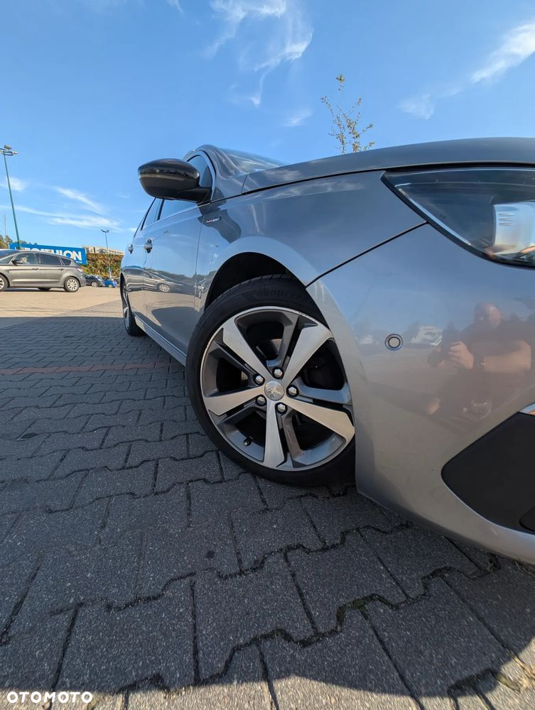 Peugeot 308 - 15
