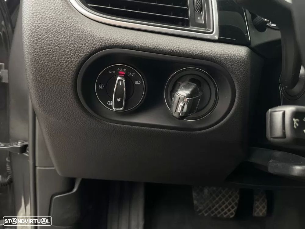 Porsche Macan S - 32