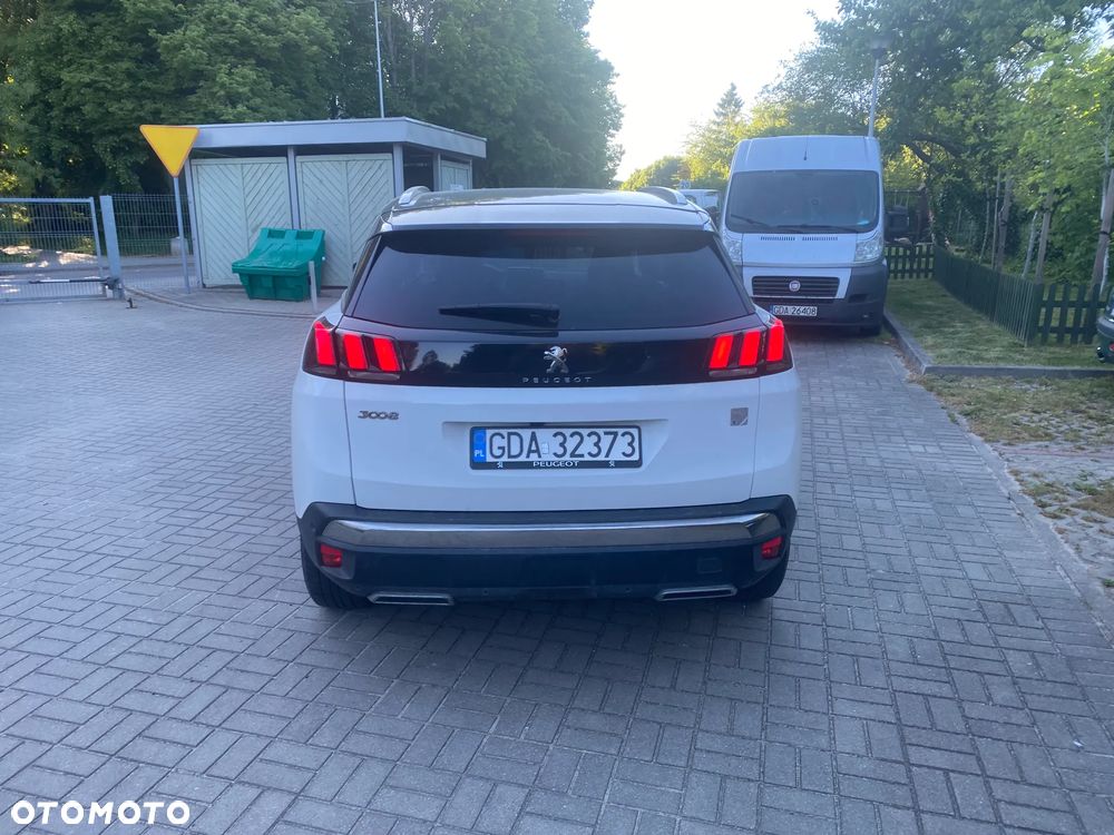 Peugeot 3008 1.2 PureTech GPF Allure S&S EAT8 - 4