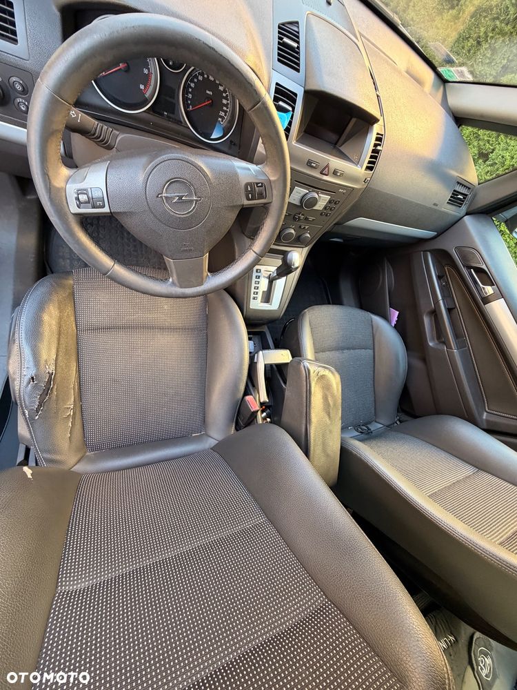 Opel Zafira - 7